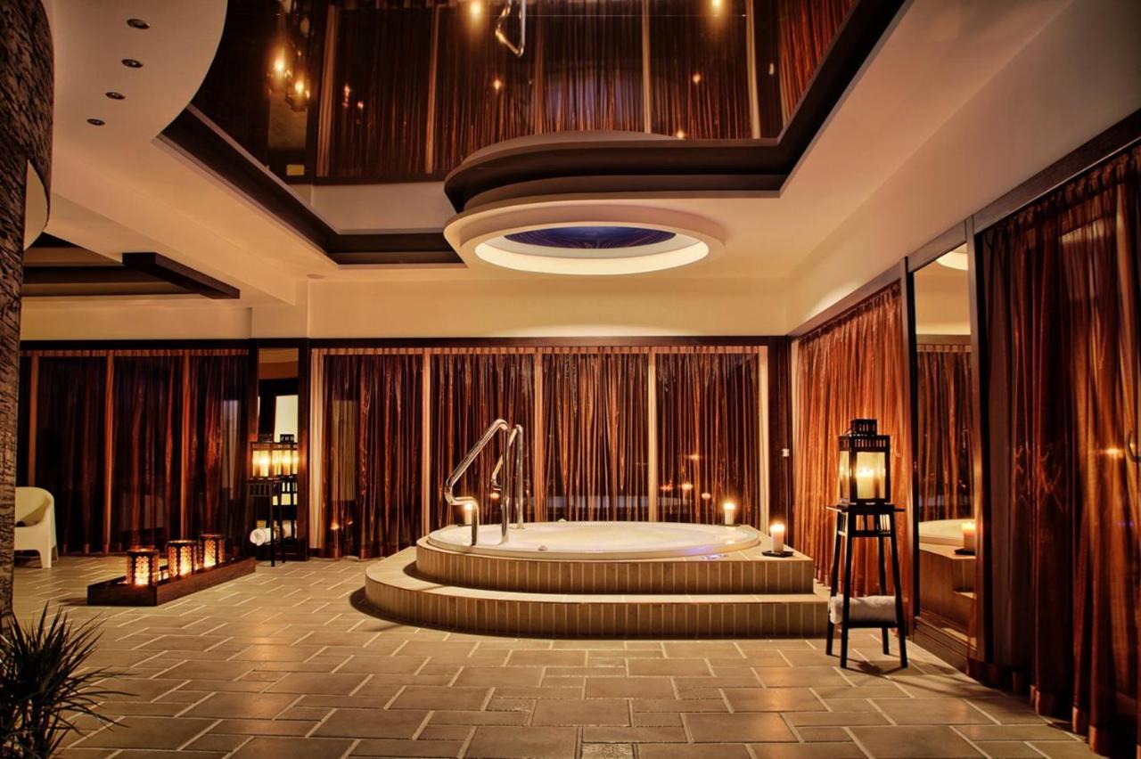 The Amber Business & Spa Hotel Olesnica  Exterior photo