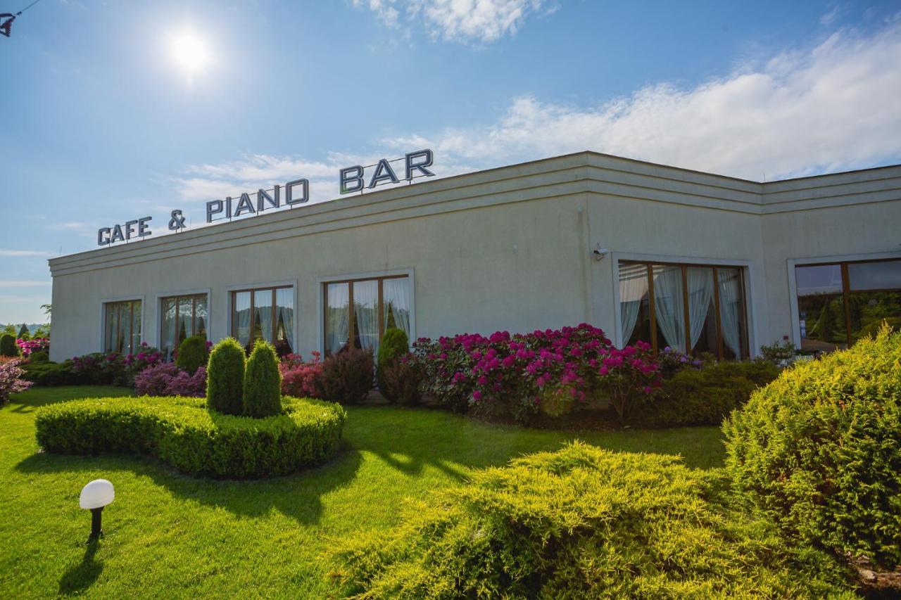 The Amber Business & Spa Hotel Olesnica  Exterior photo