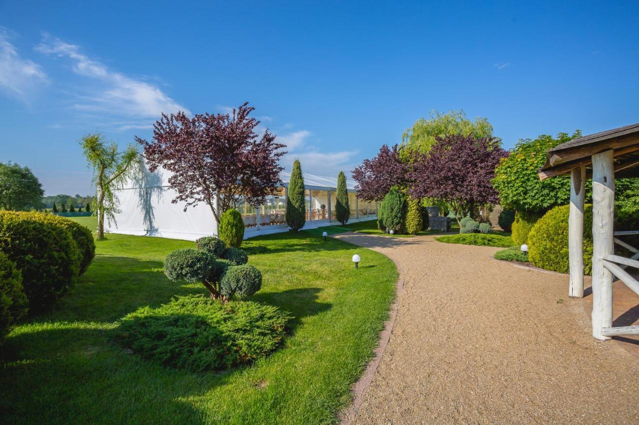 The Amber Business & Spa Hotel Olesnica  Exterior photo